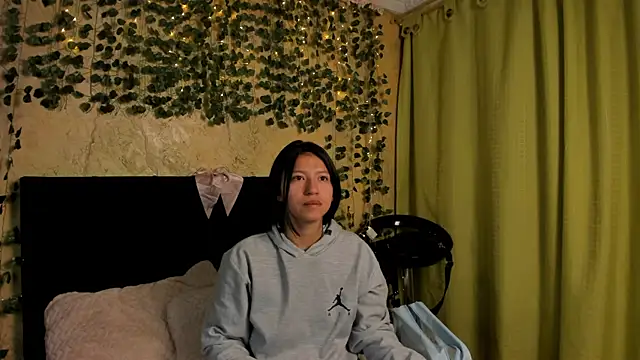 Tiffany Nm online show from January 17, 1:27 pm