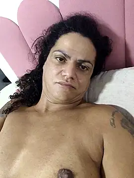 Snapshot of fabiolabarros chatting on January 9, 2:14 am fabiolabarros online show from January 9, 2:14 am