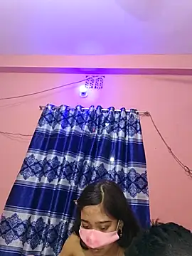 maya-Couple19 online show from March 12, 8:04 pm