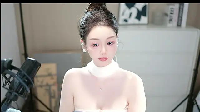 abbyli12 online show from November 17, 3:29 pm