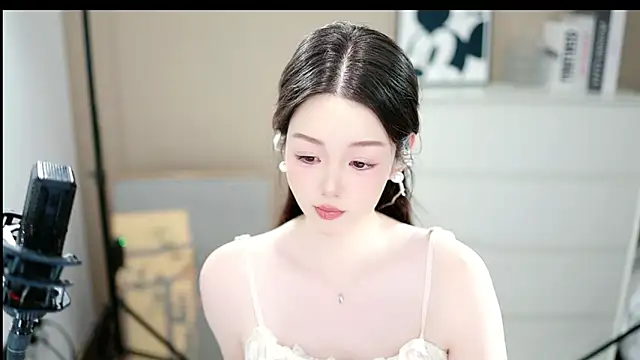 abbyli12 online show from December 20, 3:30 pm