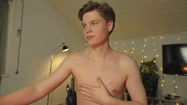 RusBradPitt online show from February 20, 3:01 pm