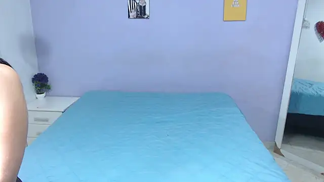 onixandghosty1 online show from October 23, 7:01 pm