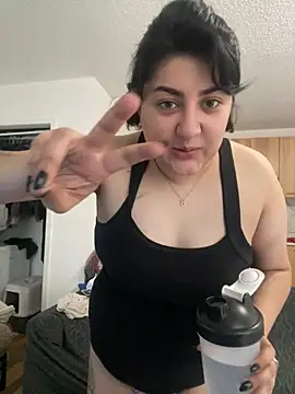 Snapshot of inked_nekoo chatting on January 9, 2:53 pm inked nekoo online show from January 9, 2:53 pm