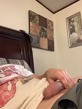 Snapshot of Allinside666 chatting on November 18, 4:22 pm Allinside666 online show from November 18, 4:22 pm