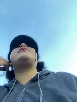 Snapshot of Tokio_Sakura chatting on January 8, 11:07 pm Tokio Sakura online show from January 8, 11:07 pm