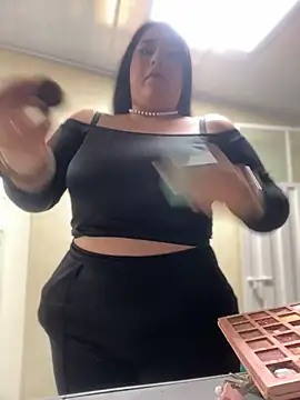 Snapshot of Tokio_Sakura chatting on February 25, 7:56 pm Tokio Sakura online show from February 25, 7:56 pm