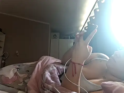 Denisutra777 online show from April 13, 3:06 pm