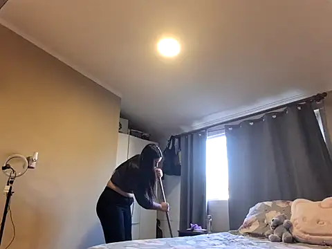 Denisutra777 online show from April 14, 7:42 pm