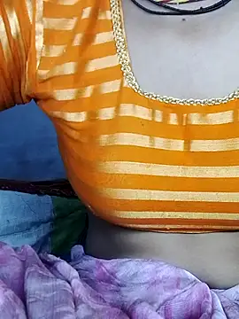 Snapshot of Hut_rotu_cute chatting on September 11, 8:53 pm Hut rotu cute online show from September 11, 8:53 pm