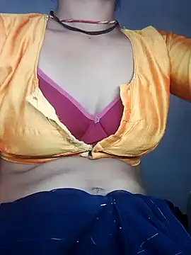 Snapshot of Hut_rotu_cute chatting on September 24, 5:16 pm Hut rotu cute online show from September 24, 5:16 pm