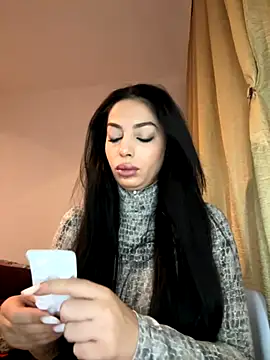 Bella Vixen  online show from October 31, 8:32 pm