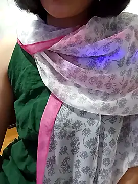 Snapshot of Thaohoa_love chatting on October 24, 6:37 pm Thaohoa love online show from October 24, 6:37 pm