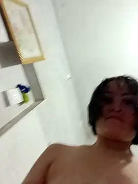 Snapshot of Thaohoa_love chatting on December 2, 11:00 pm Thaohoa love online show from December 2, 11:00 pm