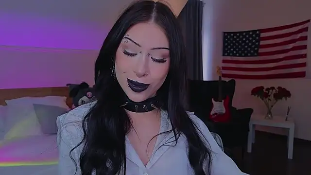 venomeowww   online show from February 6, 4:50 am