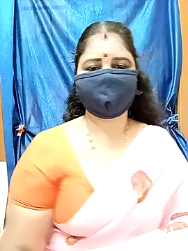 Snapshot of sushma26 chatting on September 19, 7:32 am sushma26 online show from September 19, 7:32 am
