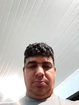Snapshot of branquinho3 chatting on July 7, 12:24 am branquinho3 online show from July 7, 12:24 am