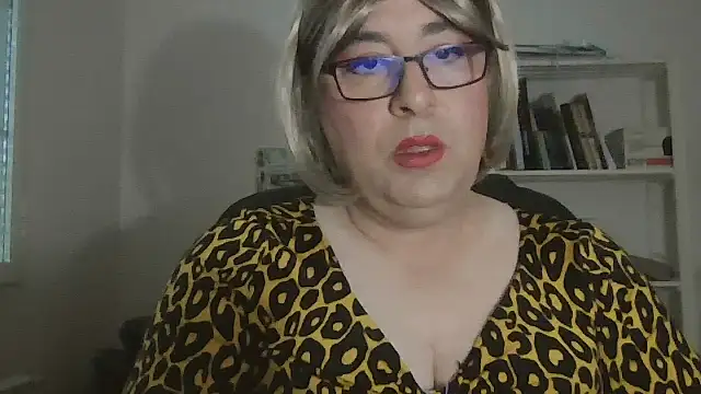 nataliacd online show from November 15, 1:29 pm