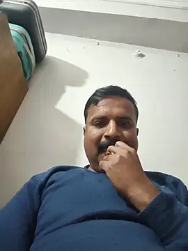 vardh033 online show from November 27, 7:49 pm