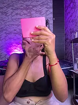 AlisSon  hot online show from April 16, 9:04 pm