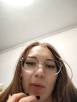 Snapshot of AlisaWyn chatting on January 7, 3:36 pm AlisaWyn online show from January 7, 3:36 pm