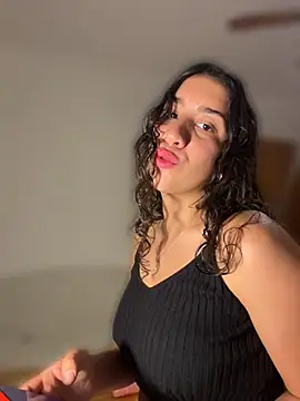 Souphicherry online show from April 14, 9:54 pm