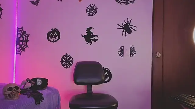 MiaCollinssx online show from October 26, 2:01 pm