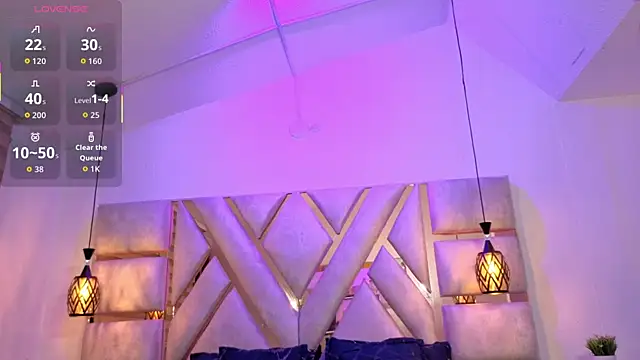 emily roousee online show from September 10, 3:28 am