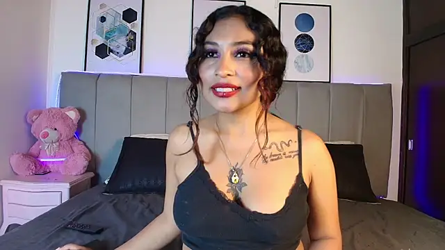 Snapshot of Naiaa_Cruz chatting on October 1, 7:31 pm Naiaa Cruz online show from October 1, 7:31 pm