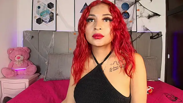 Snapshot of Naiaa_Cruz chatting on November 1, 6:43 pm Naiaa Cruz online show from November 1, 6:43 pm