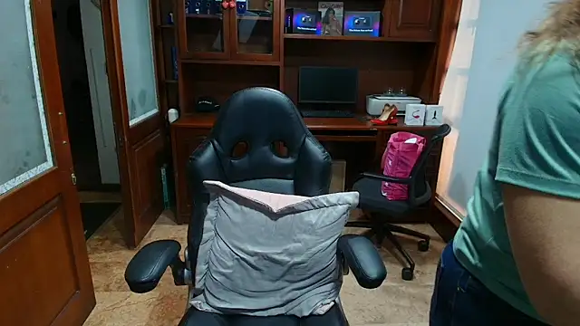 SexyRachel  online show from December 1, 11:59 am