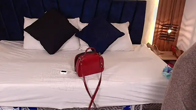 SexyRachel  online show from March 13, 12:01 pm