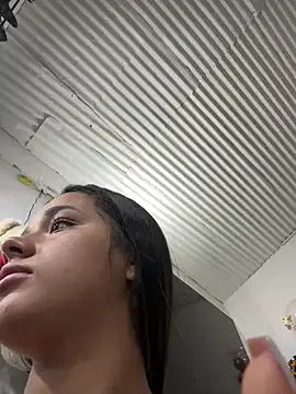 Luciaparker03 online show from April 1, 1:12 pm