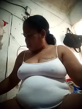 Snapshot of Big_ass_submissive chatting on December 20, 3:19 pm Big ass submissive online show from December 20, 3:19 pm