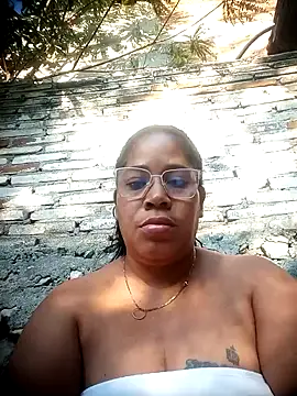 Snapshot of Big_ass_submissive chatting on February 15, 1:52 pm Big ass submissive online show from February 15, 1:52 pm