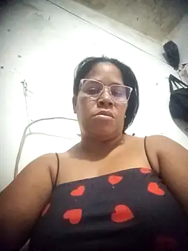 Snapshot of Big_ass_submissive chatting on February 17, 12:45 pm Big ass submissive online show from February 17, 12:45 pm