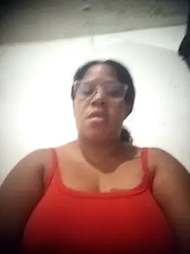 Snapshot of Big_ass_submissive chatting on February 18, 1:23 am Big ass submissive online show from February 18, 1:23 am