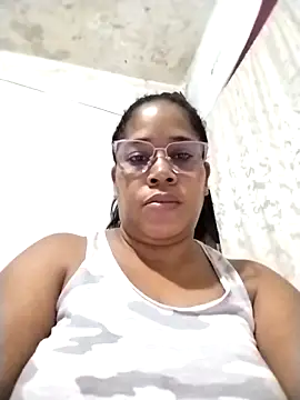 Snapshot of Big_ass_submissive chatting on February 23, 1:52 pm Big ass submissive online show from February 23, 1:52 pm