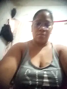 Snapshot of Big_ass_submissive chatting on February 25, 2:59 pm Big ass submissive online show from February 25, 2:59 pm