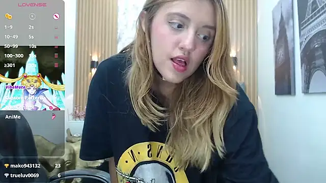 Eilish hall online show from November 9, 10:30 pm