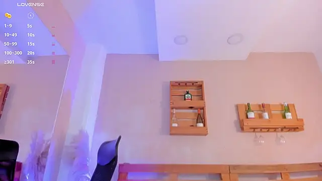  miss mia online show from December 16, 11:48 am