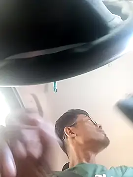 Snapshot of nizam69 chatting on September 15, 4:56 am nizam69 online show from September 15, 4:56 am