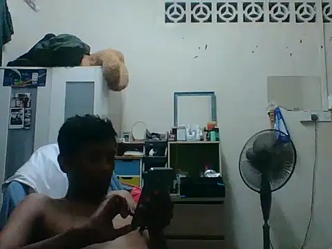 Snapshot of nizam69 chatting on October 20, 9:26 pm nizam69 online show from October 20, 9:26 pm