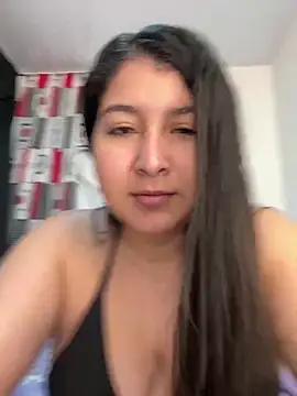 Snapshot of evelyn_1702 chatting on October 14, 9:59 pm evelyn 1702 online show from October 14, 9:59 pm