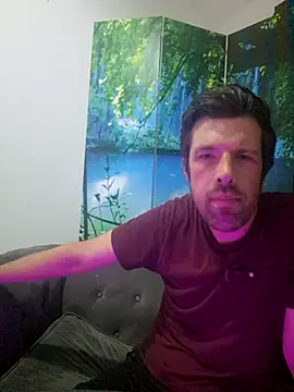 Snapshot of welcome-to-the-jungle chatting on August 3, 7:17 pm welcome-to-the-jungle online show from August 3, 7:17 pm