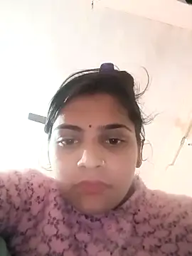 Snapshot of Monika_thakurr chatting on November 15, 2:13 pm Monika thakurr online show from November 15, 2:13 pm