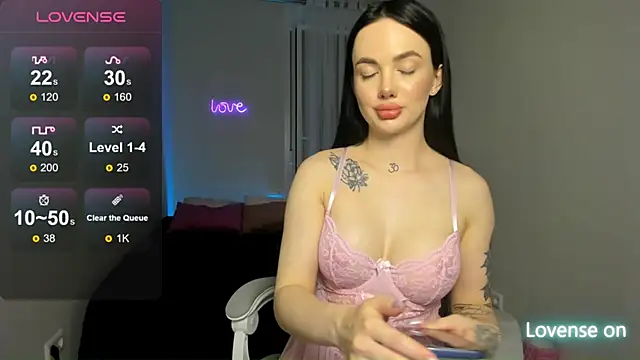 SelinaStorm online show from April 24, 11:07 pm