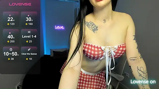 SelinaStorm online show from May 4, 12:39 am