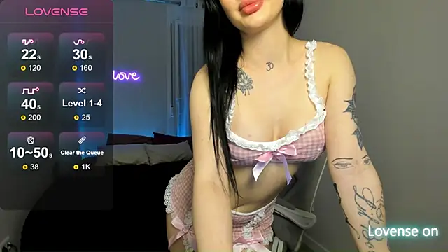 SelinaStorm online show from June 8, 1:28 am