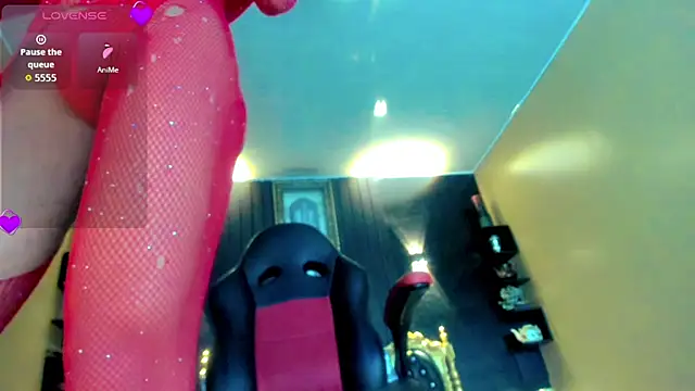 Natasha clifford online show from November 10, 7:13 pm